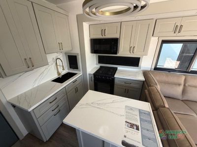 2026 Brinkley Model G - Photo 10