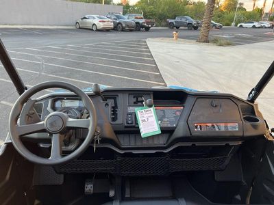2025 Honda Pioneer 1000-5 Deluxe — photo 9 view