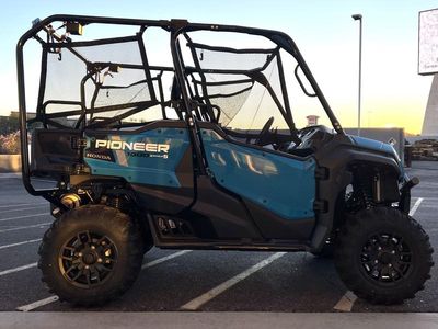 2025 Honda Pioneer 1000-5 Deluxe — photo 7 view
