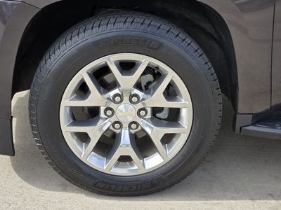 2018 Chevrolet Suburban — photo 7 view