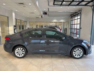 2025 Toyota Corolla LE - Photo 8