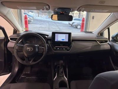 2025 Toyota Corolla LE - Photo 14