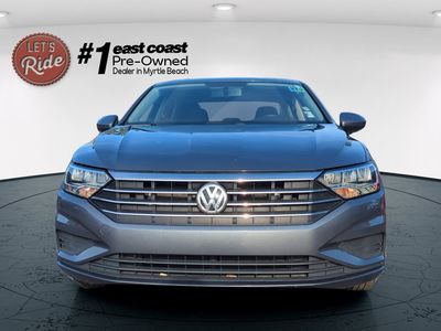 2019 Volkswagen Jetta - Photo 2