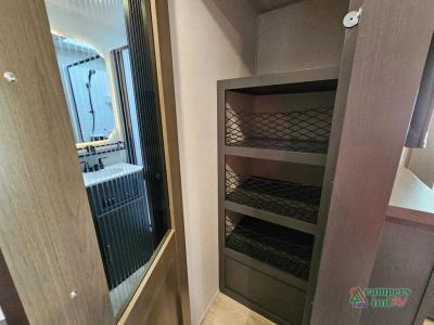 2027 Forest River RV Surveyor Legend — photo 23 view