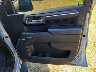 2024 Chevrolet Silverado 1500 — photo 35 view