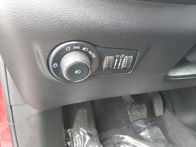 2024 Jeep Compass — photo 13 view