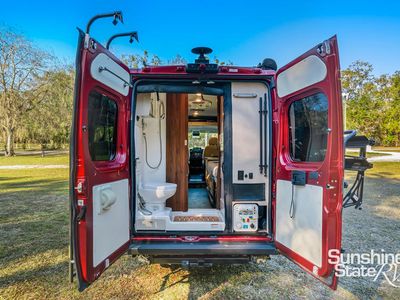 2022 Winnebago Travato - Photo 8
