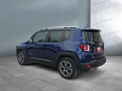 2017 Jeep Renegade — interior view