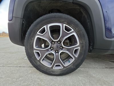 2017 Jeep Renegade — photo 16 view