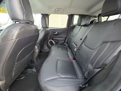 2017 Jeep Renegade — photo 18 view
