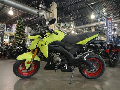 2026 Kawasaki Z125 PRO in GRN — front three-quarter view