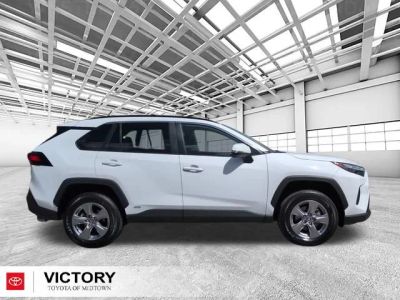 2025 Toyota RAV4 Hybrid - Photo 2