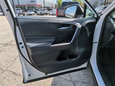 2025 Toyota RAV4 Hybrid - Photo 14