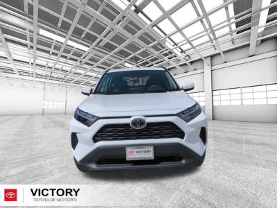 2025 Toyota RAV4 Hybrid - Photo 8