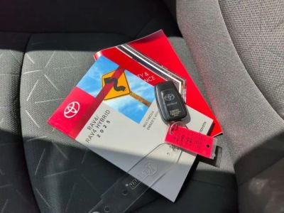 2025 Toyota RAV4 Hybrid - Photo 26