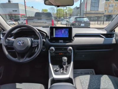 2025 Toyota RAV4 Hybrid - Photo 11