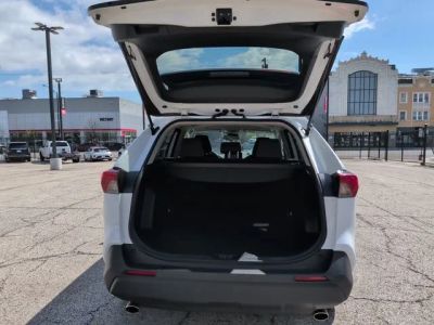 2025 Toyota RAV4 Hybrid - Photo 12