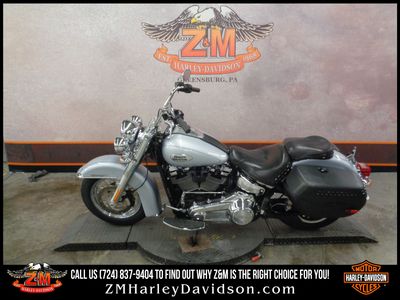 2023 Harley-Davidson Heritage Classic 114 — detail view