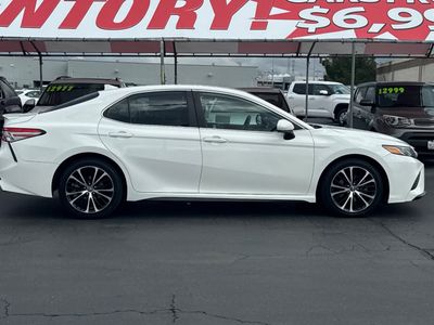 2019 Toyota Camry - Photo 6
