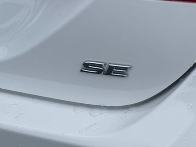 2019 Toyota Camry - Photo 29