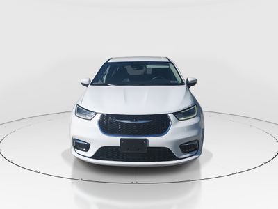 2023 Chrysler Pacifica — side profile view