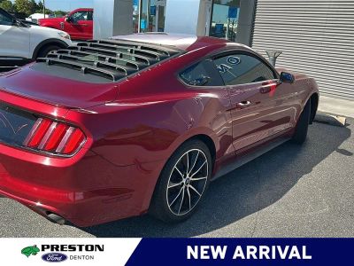 2015 Ford Mustang — interior view
