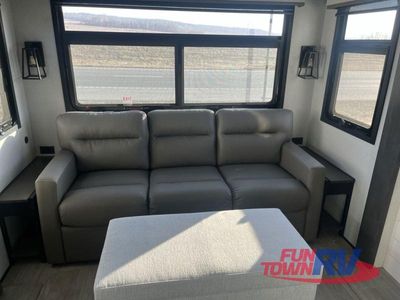 2026 Heartland Bighorn — photo 19 view