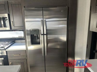 2026 Heartland Bighorn — photo 15 view