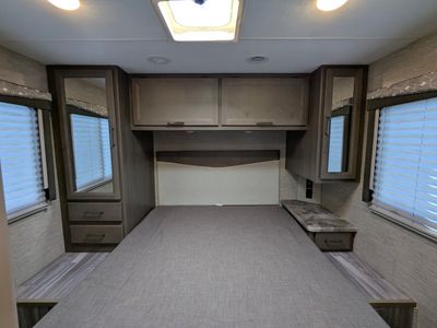 2024 Thor Motor Coach Four Winds — photo 12 view