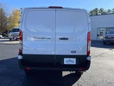 2026 Ford Transit-250 - Photo 24