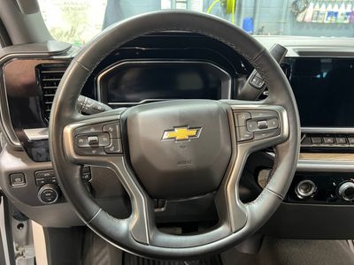 2023 Chevrolet Silverado 1500 — photo 19 view