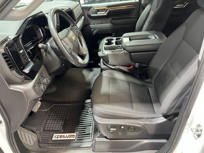 2023 Chevrolet Silverado 1500 — photo 9 view