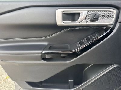 2022 Ford Explorer — photo 9 view