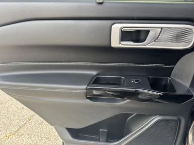 2022 Ford Explorer — photo 19 view
