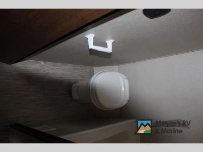 2019 Prime Time RV Avenger - Photo 34