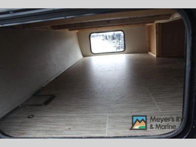 2019 Prime Time RV Avenger - Photo 19