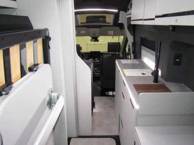 2026 Grand Design LINEAGE SERIES VT - Photo 5