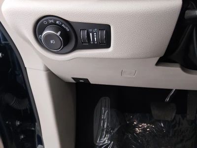 2024 Chrysler Pacifica — photo 13 view
