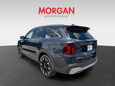 2025 Kia Sorento — engine compartment view