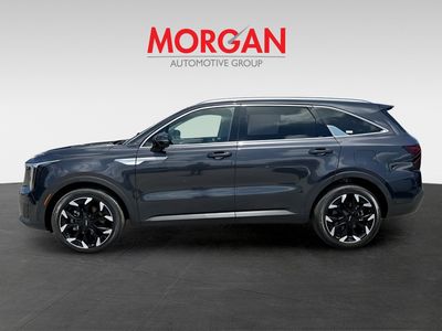 2025 Kia Sorento — detail view