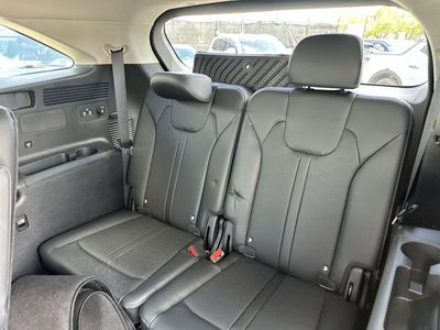 2025 Kia Sorento — photo 25 view