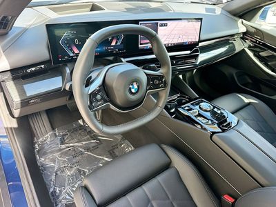 2026 BMW 5 Series — photo 9 view