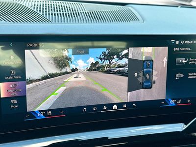 2026 BMW 5 Series — photo 13 view