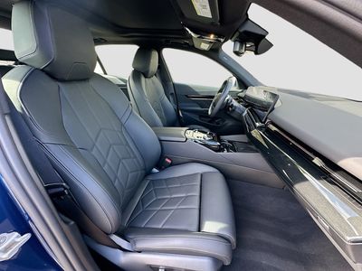 2026 BMW 5 Series — photo 25 view
