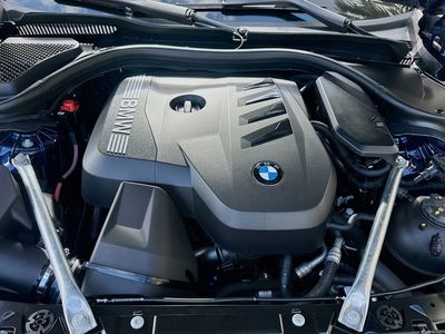 2026 BMW 5 Series — photo 27 view