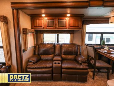 2017 Keystone RV Montana — photo 14 view