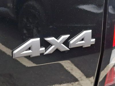 2026 Nissan Frontier — detail view