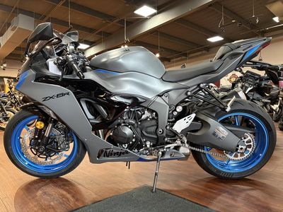 2026 Kawasaki Ninja ZX-6R ABS - Photo 4