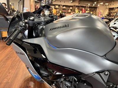 2026 Kawasaki Ninja ZX-6R ABS - Photo 11