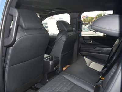 2026 Toyota Tacoma i-FORCE MAX — photo 8 view